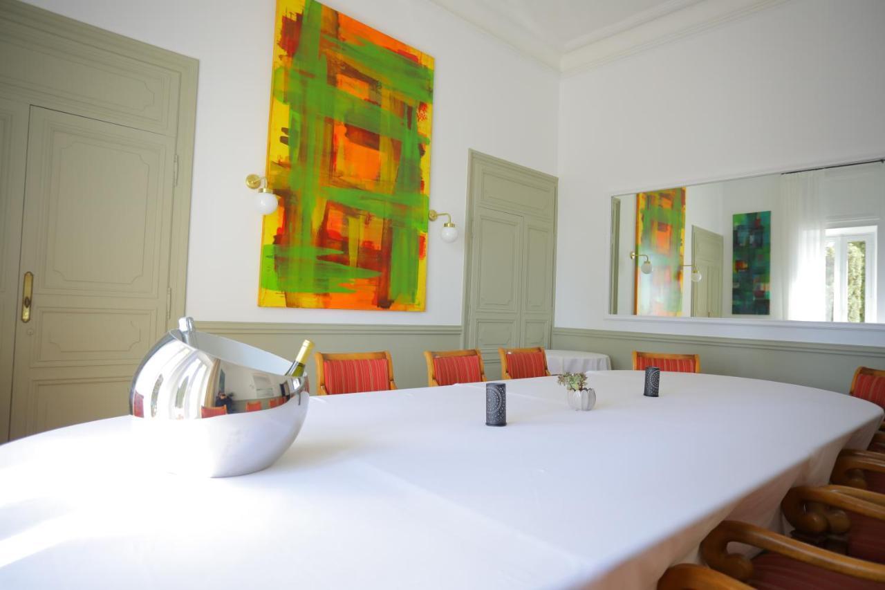 Hostellerie Du Chateau Des Fines Roches Châteauneuf-du-Pape Екстериор снимка