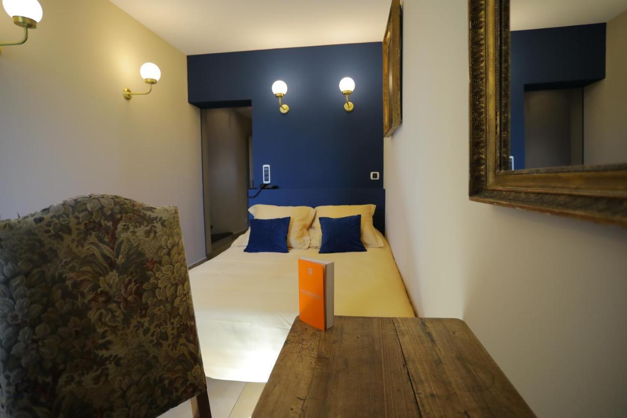 Hostellerie Du Chateau Des Fines Roches Châteauneuf-du-Pape Екстериор снимка